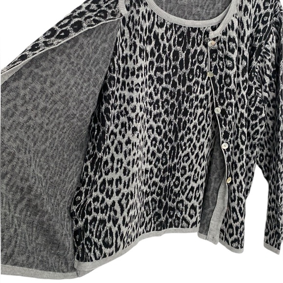 BFA Classics Vintage Gray Black Leopard Print Layered Sweater US 1X - Picture 4 of 8